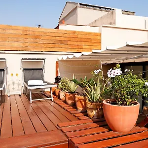 Inside Mercat Apartment Barcelona