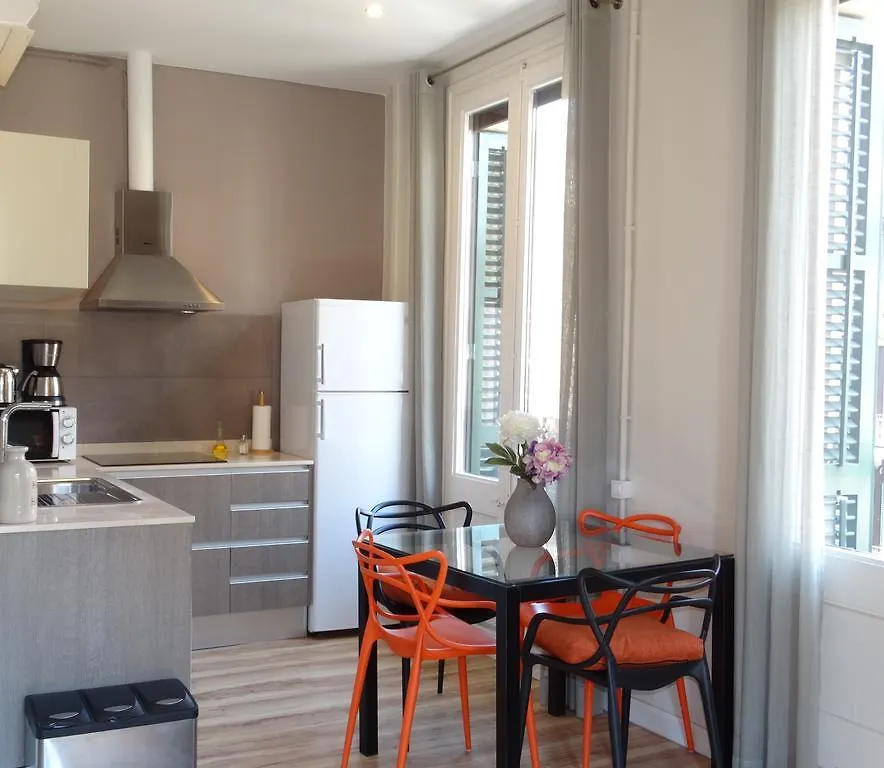 Feel At Sants Apartments Barcelona 0*,